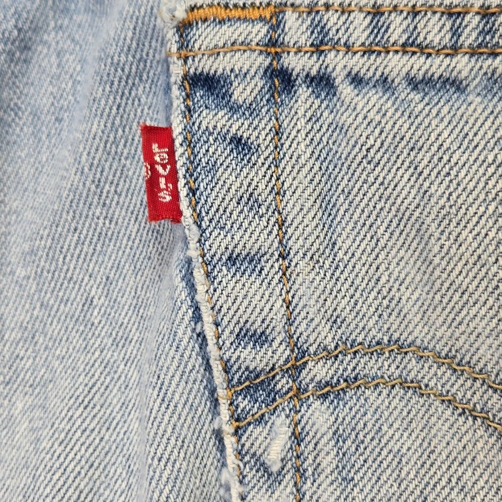 Y2K Levis 550 Relaxed‎ Fit Light Wash Blue Denim Jeans Mens 36x34 100% Cotton